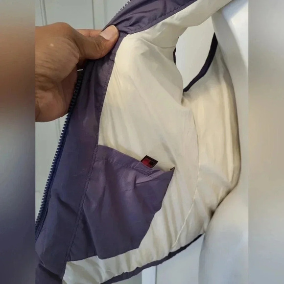 Woolrich Amethyst Puffer Full Zip Vest(M) - Picture 6 of 10